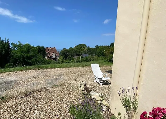 Entier Dans Manoir à Vue